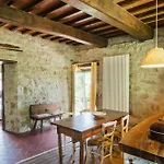 Apartamento Romantic With Tuscan Valley Views Londa