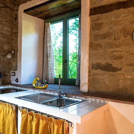 Romantic With Tuscan Valley Views Apartman