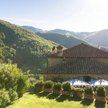 Romantic With Tuscan Valley Views *